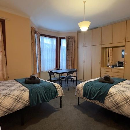 25 Minutes To Central London Rooms 35 Ruang foto