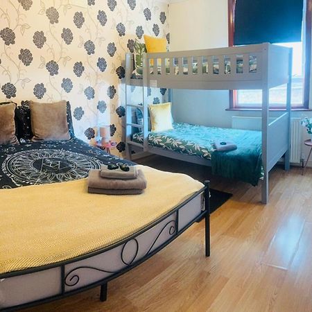 25 Minutes To Central London Rooms 35 Bagian luar foto
